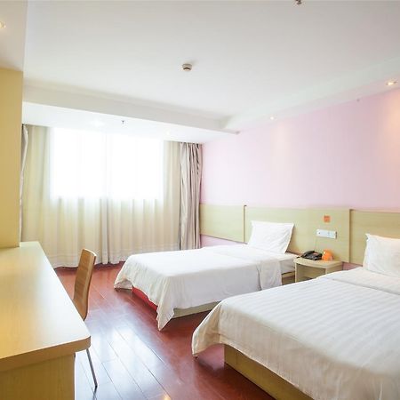 7Days Inn Qingdao Shandong Raod Zhenning Overpass Exterior photo